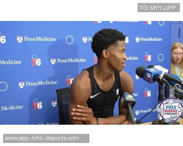 埃奇库姆闪耀赛场展现实力成新秀最佳球员引发热议