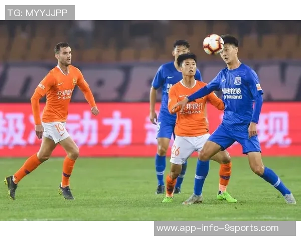 国际足联新规广告牌距离边线需保持1米以降低比赛风险